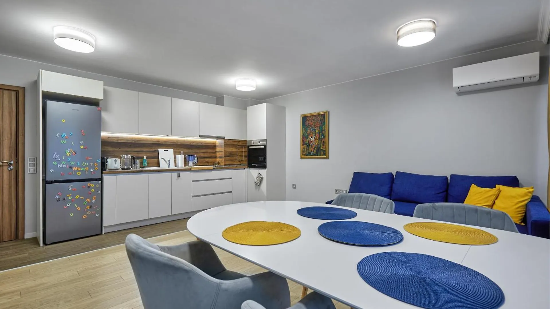 The Little Things Apt - Parking & Own Ev Chаrgеr By Flat Mаnаger Burgasz Apartman